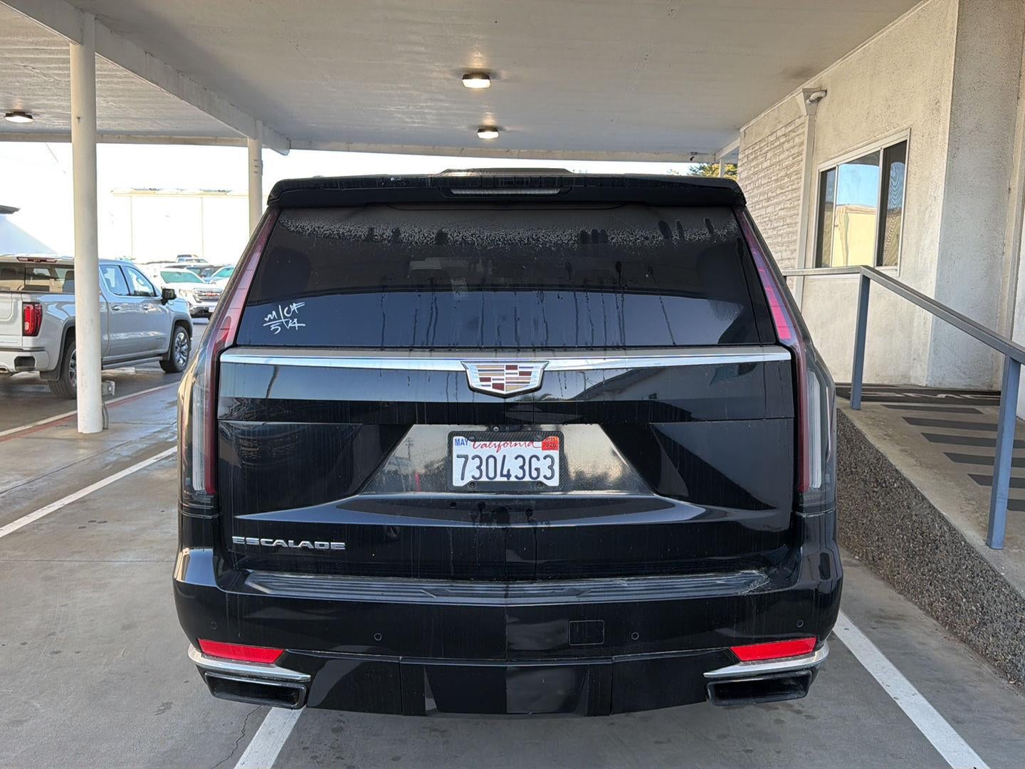 2022 Cadillac Escalade ESV Premium Luxury