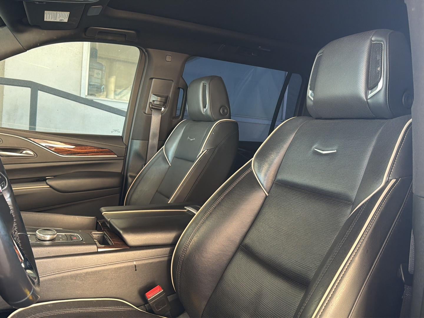 2022 Cadillac Escalade ESV Premium Luxury