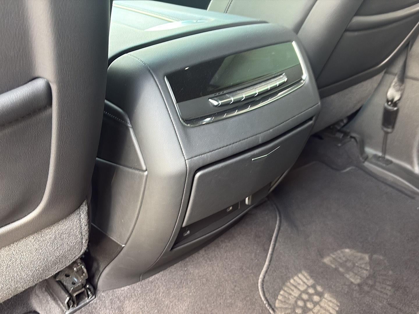 2023 Cadillac Escalade ESV Premium Luxury