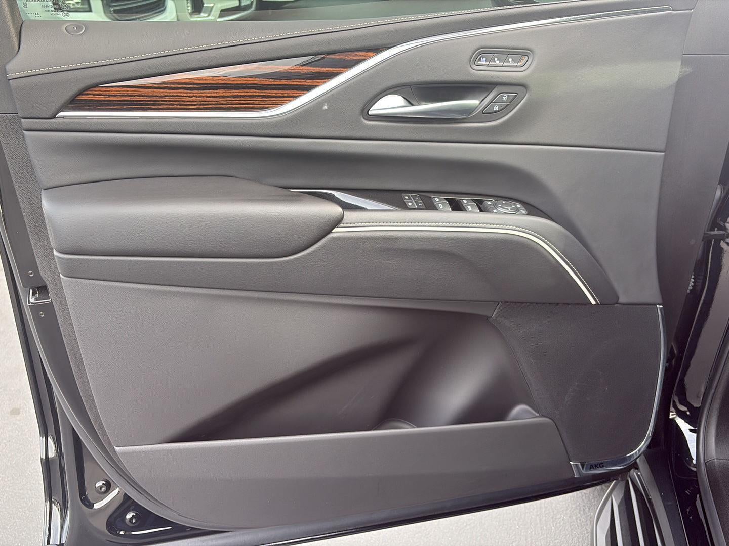 2023 Cadillac Escalade ESV Premium Luxury