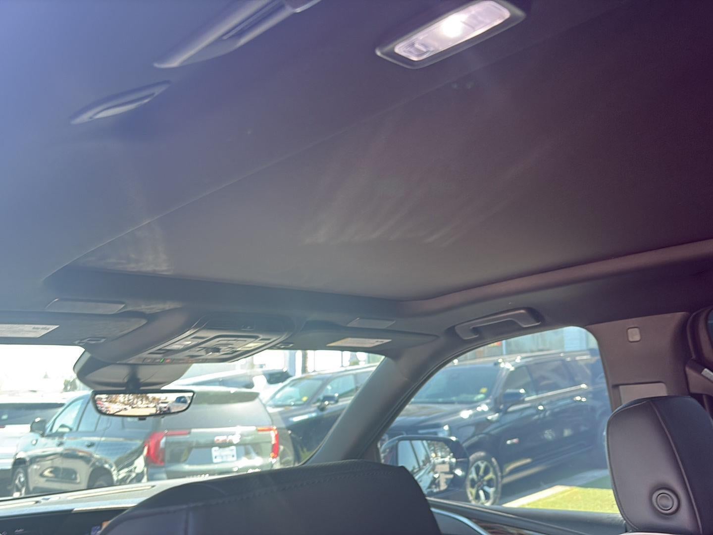 2022 Cadillac Escalade ESV Premium Luxury