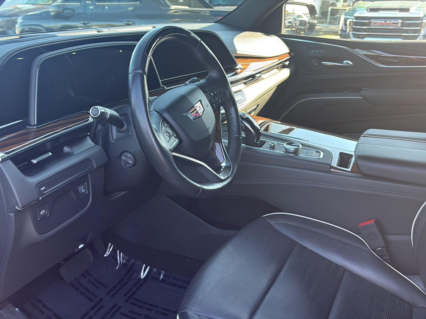 2023 Cadillac Escalade ESV Premium Luxury