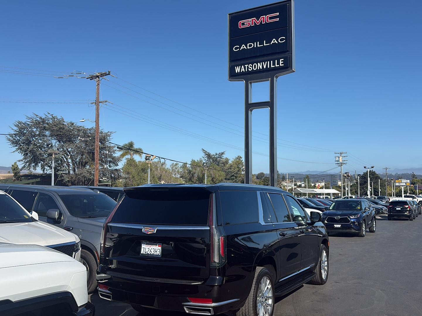2023 Cadillac Escalade ESV Premium Luxury