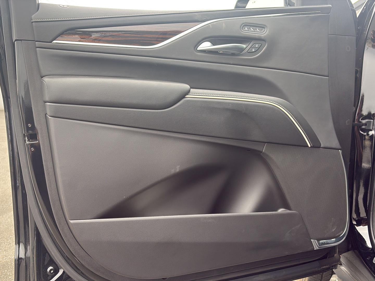 2023 Cadillac Escalade ESV Premium Luxury
