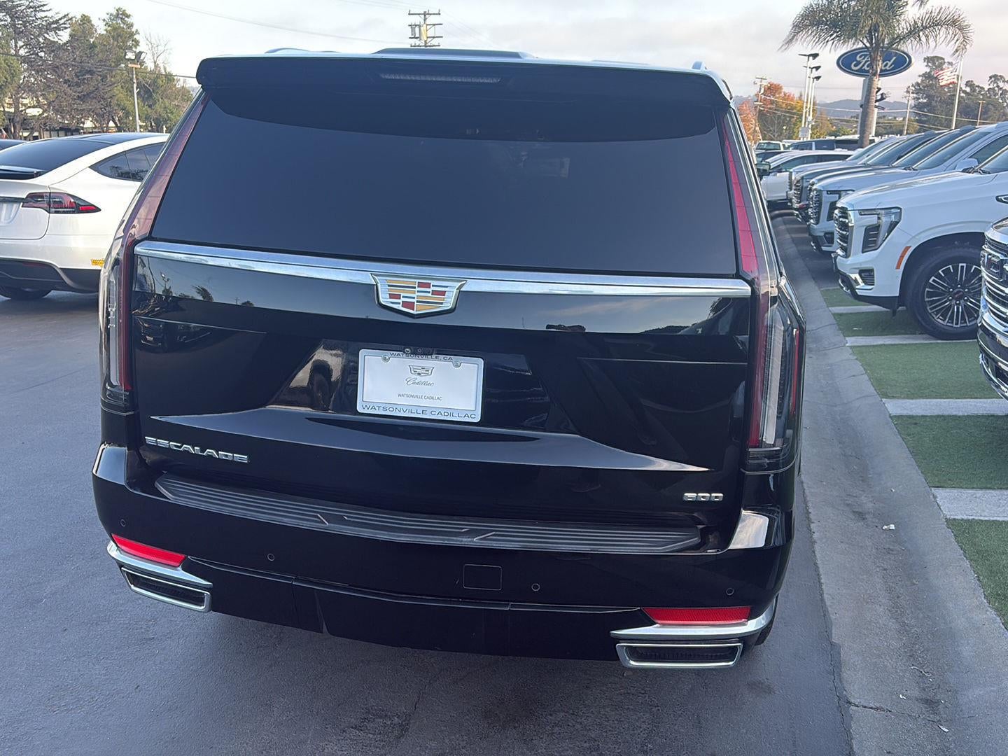 2023 Cadillac Escalade 4WD Premium Luxury