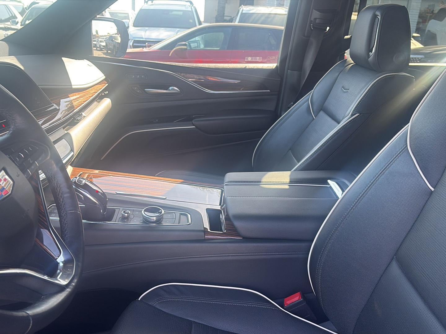 2024 Cadillac Escalade Premium Luxury