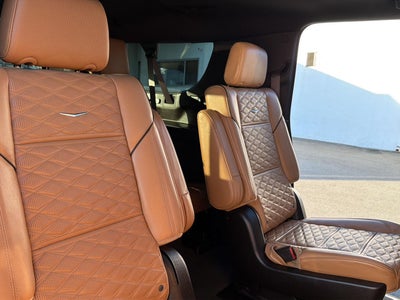 2024 Cadillac Escalade ESV Premium Luxury