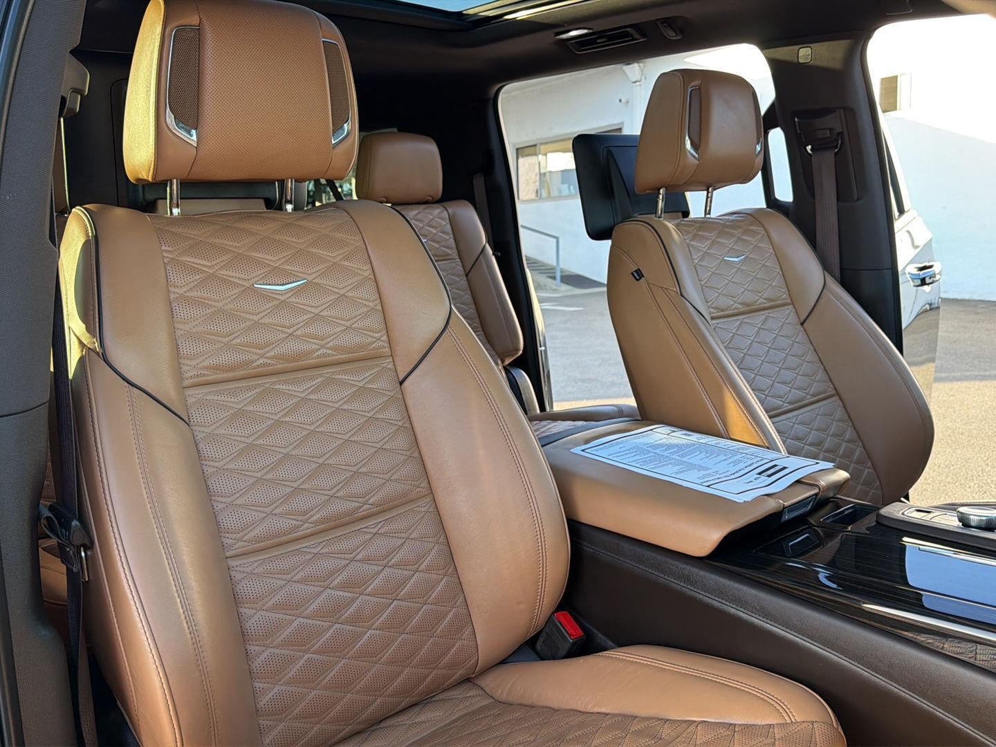 2024 Cadillac Escalade ESV Premium Luxury