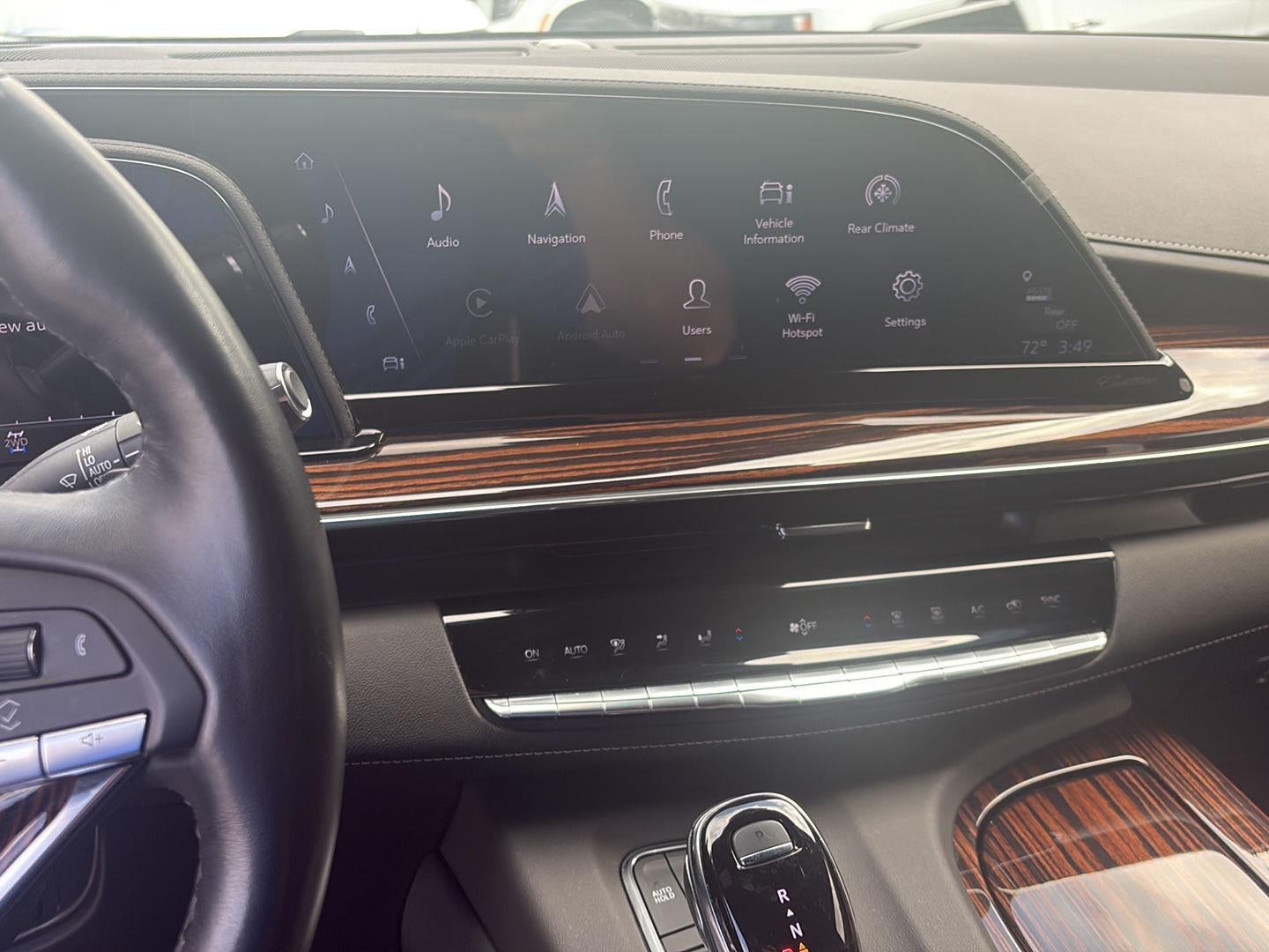 2022 Cadillac Escalade ESV Premium Luxury