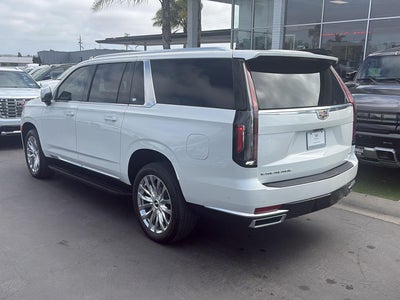 2022 Cadillac Escalade ESV Premium Luxury