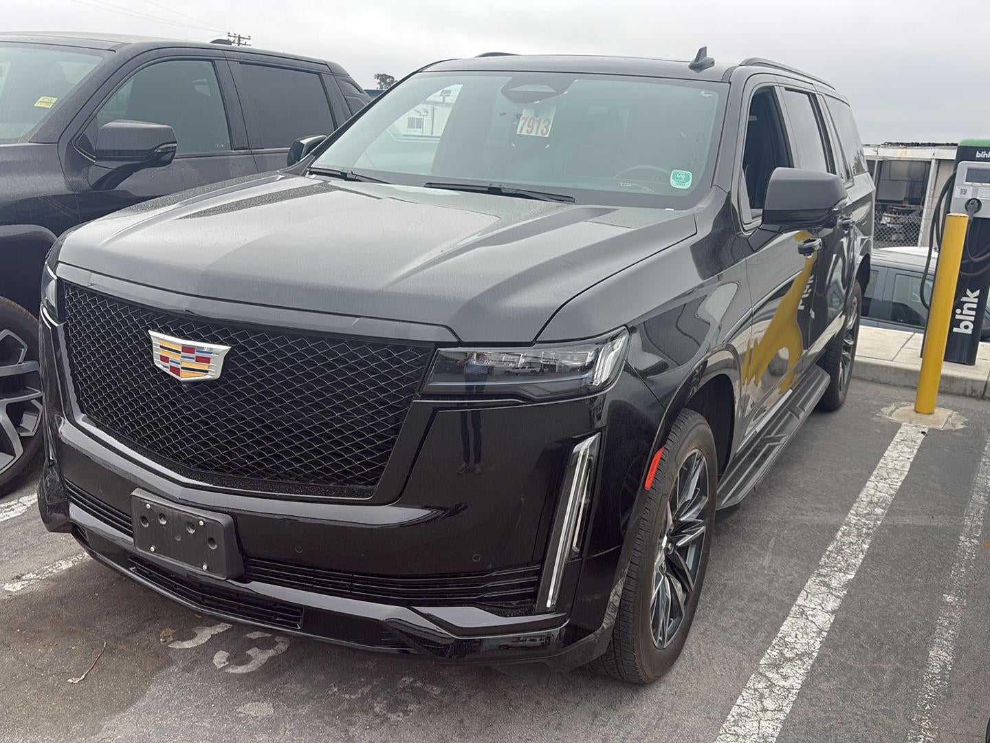 2023 Cadillac Escalade ESV 4WD Sport