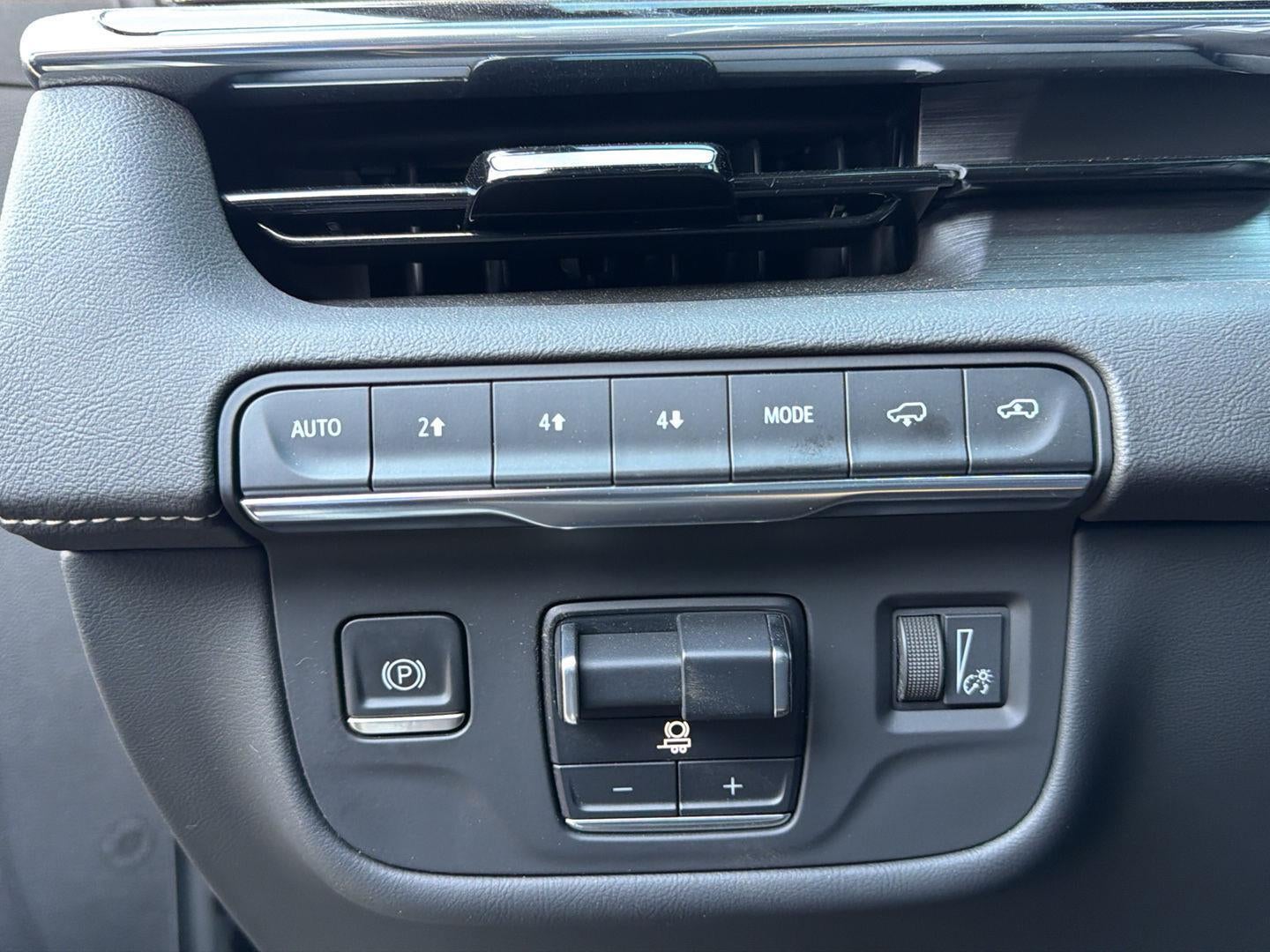 2023 Cadillac Escalade ESV Sport