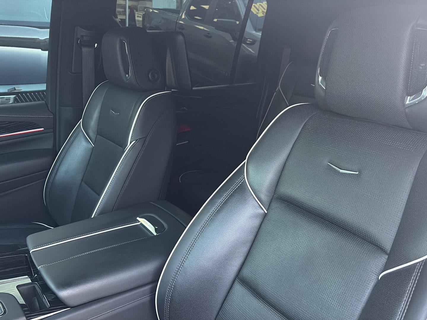 2023 Cadillac Escalade ESV Sport