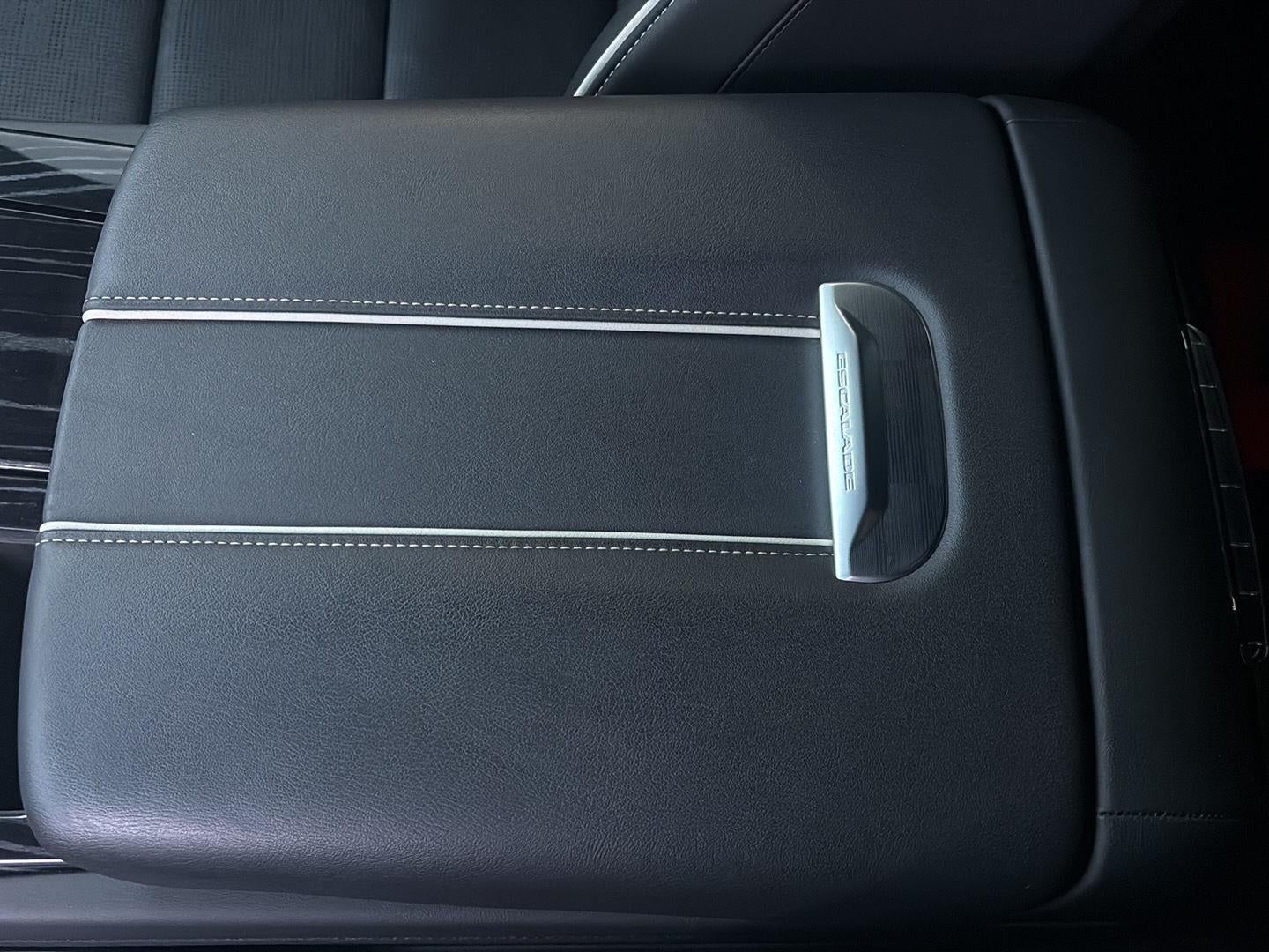 2023 Cadillac Escalade ESV Sport