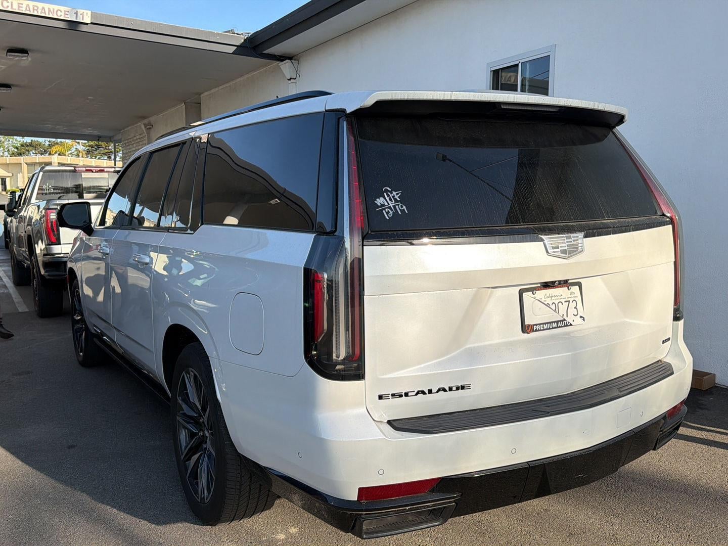 2023 Cadillac Escalade ESV Sport