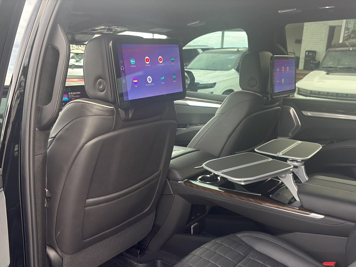 2025 Cadillac Escalade Sport Platinum