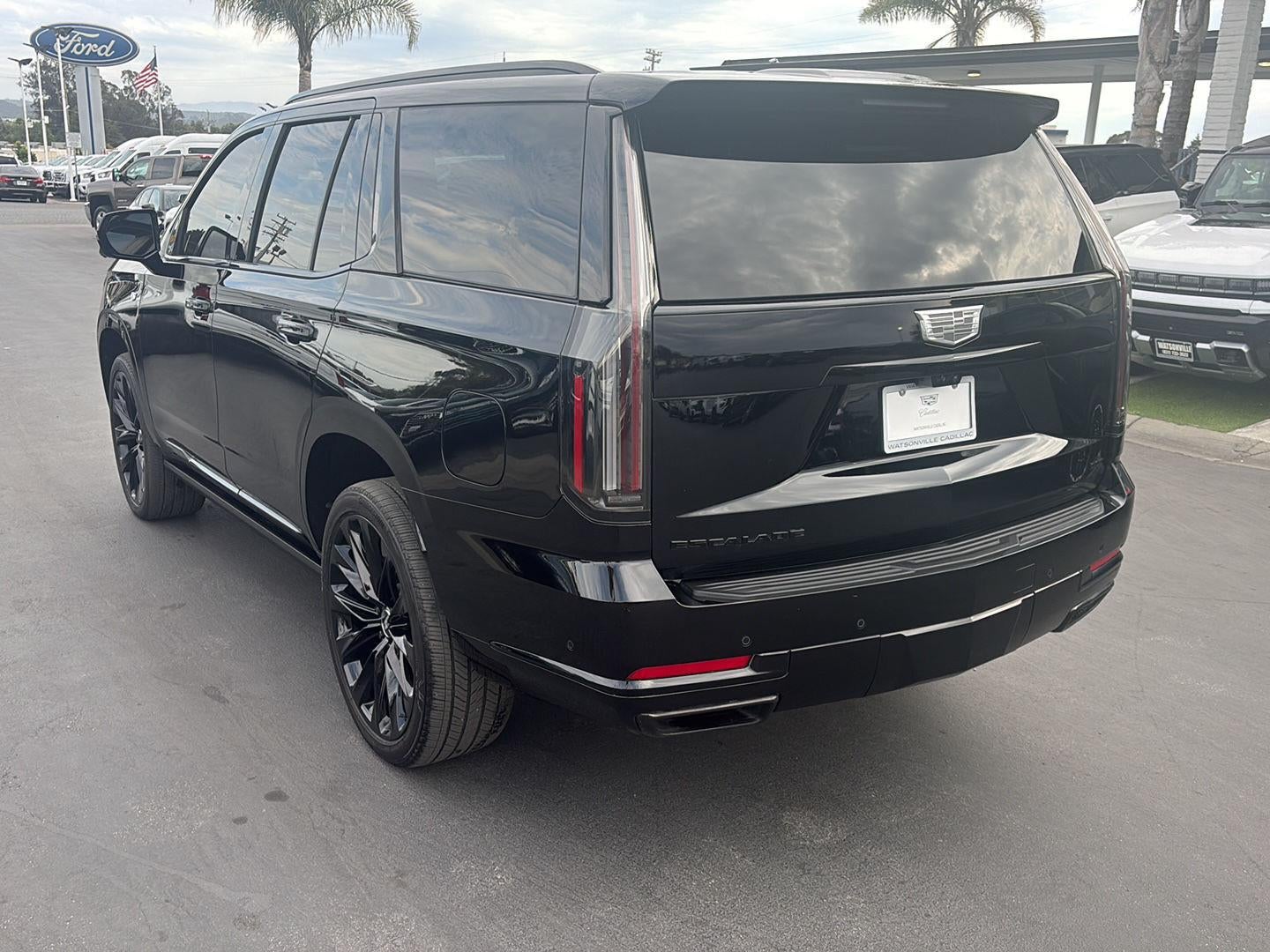2025 Cadillac Escalade Sport Platinum