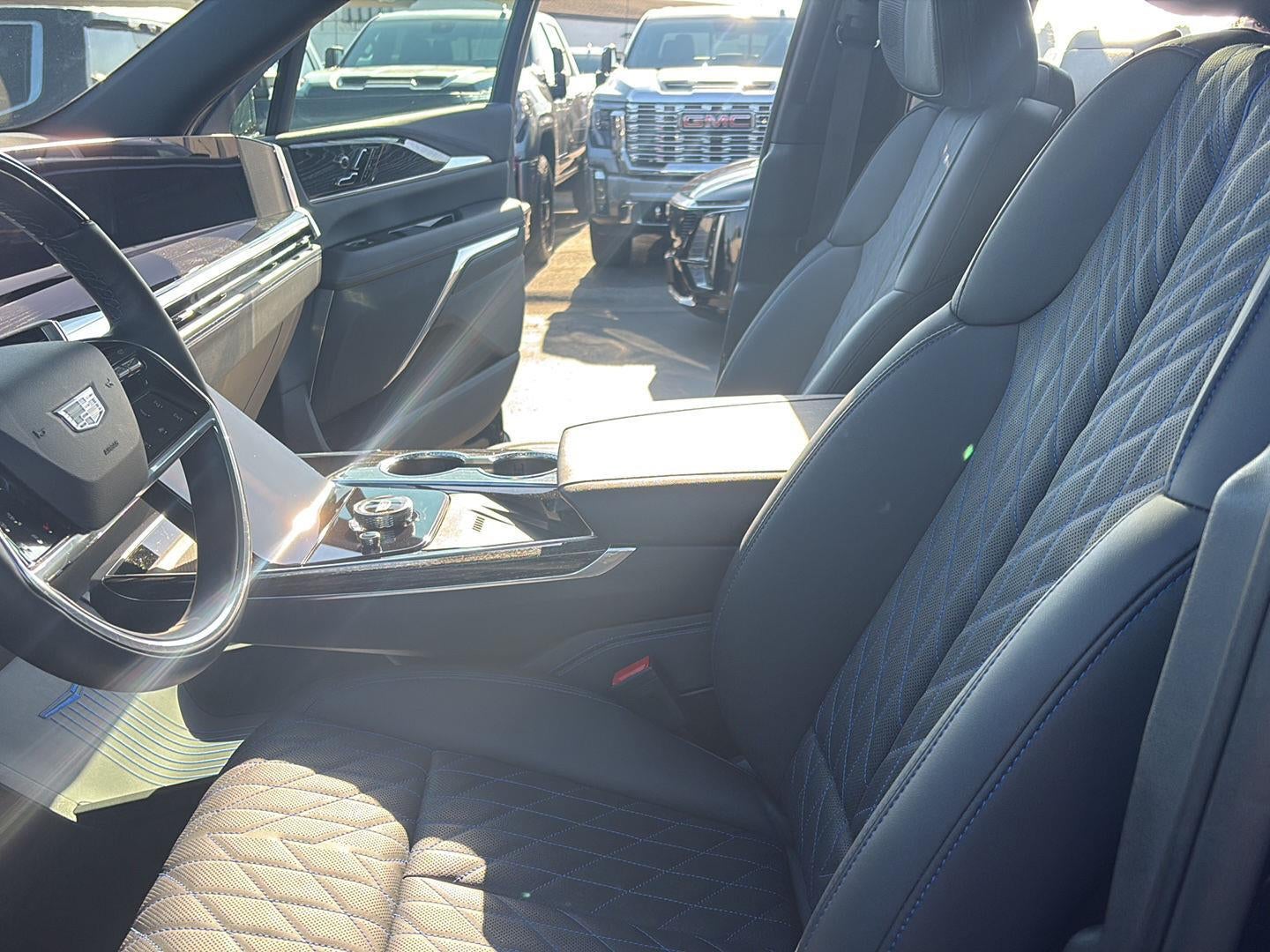 2026 Cadillac ESCALADE IQ Sport