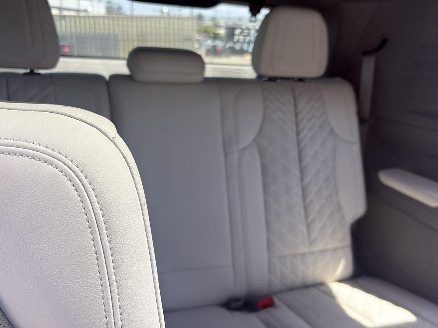 2025 Cadillac ESCALADE IQ Sport 1