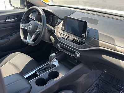 2025 Nissan Altima SV FWD