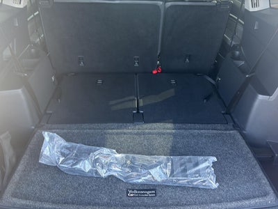 2022 Volkswagen Atlas 3.6L V6 SEL R-Line Black