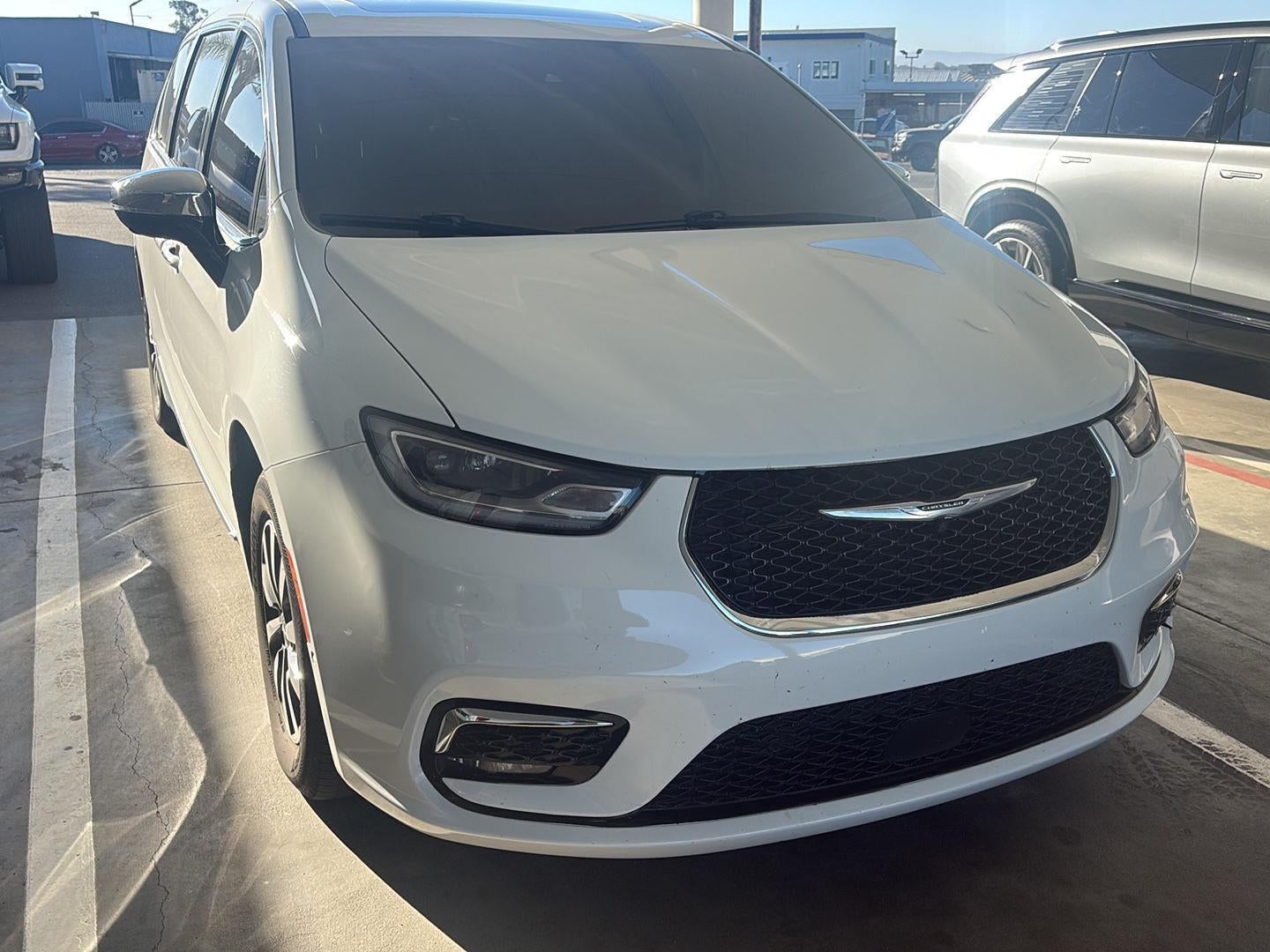 2023 Chrysler Pacifica Hybrid Limited