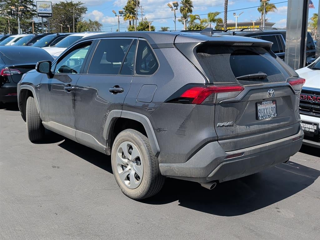 2023 Toyota RAV4 LE