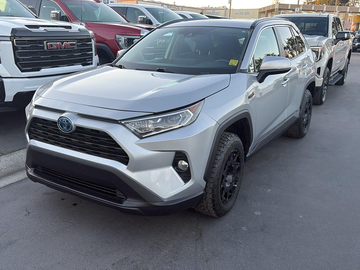 2019 Toyota RAV4 Hybrid XLE