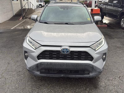 2019 Toyota RAV4 Hybrid XLE