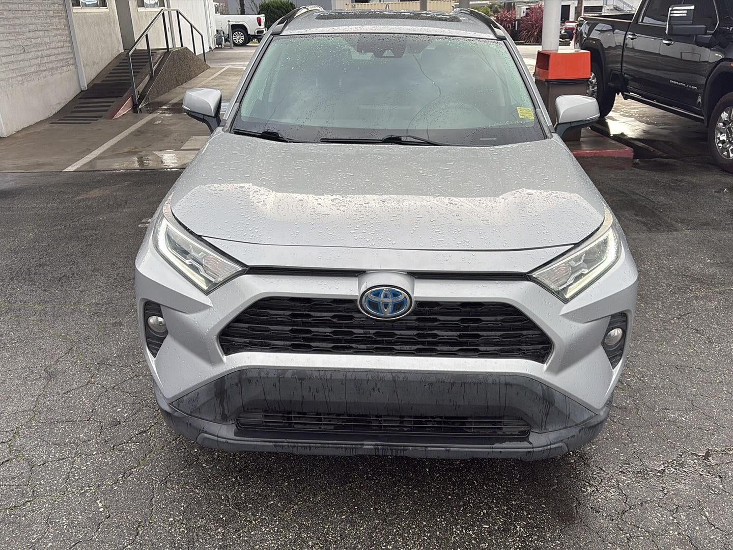2019 Toyota RAV4 Hybrid XLE