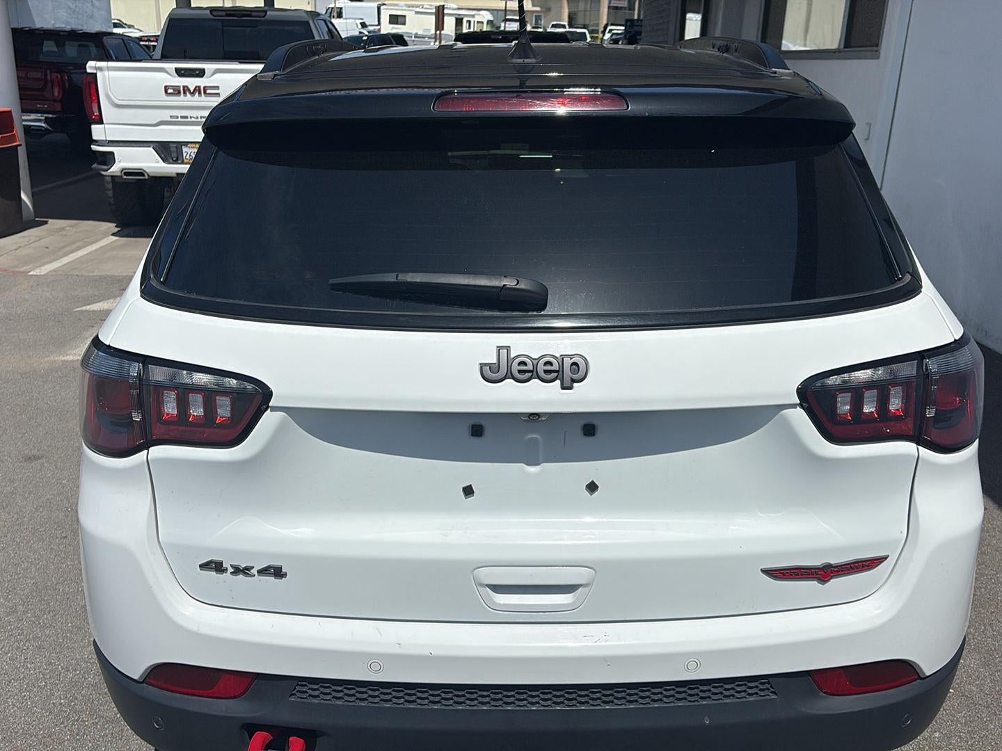 2025 Jeep Compass Trailhawk