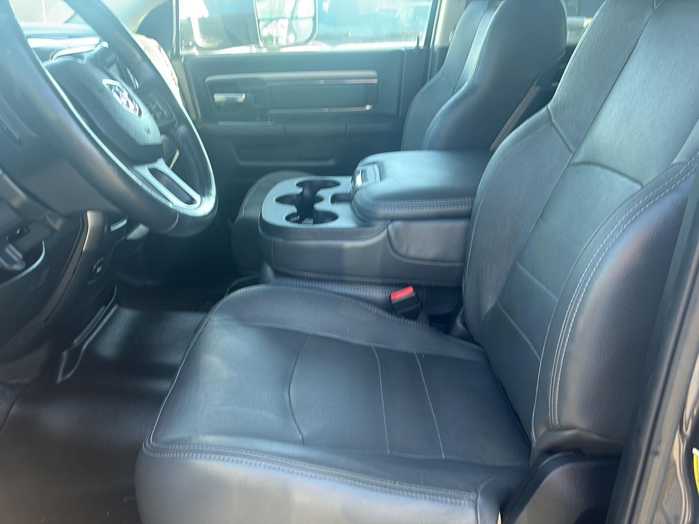 2018 RAM 2500 Big Horn Crew Cab 4x4 6'4" Box