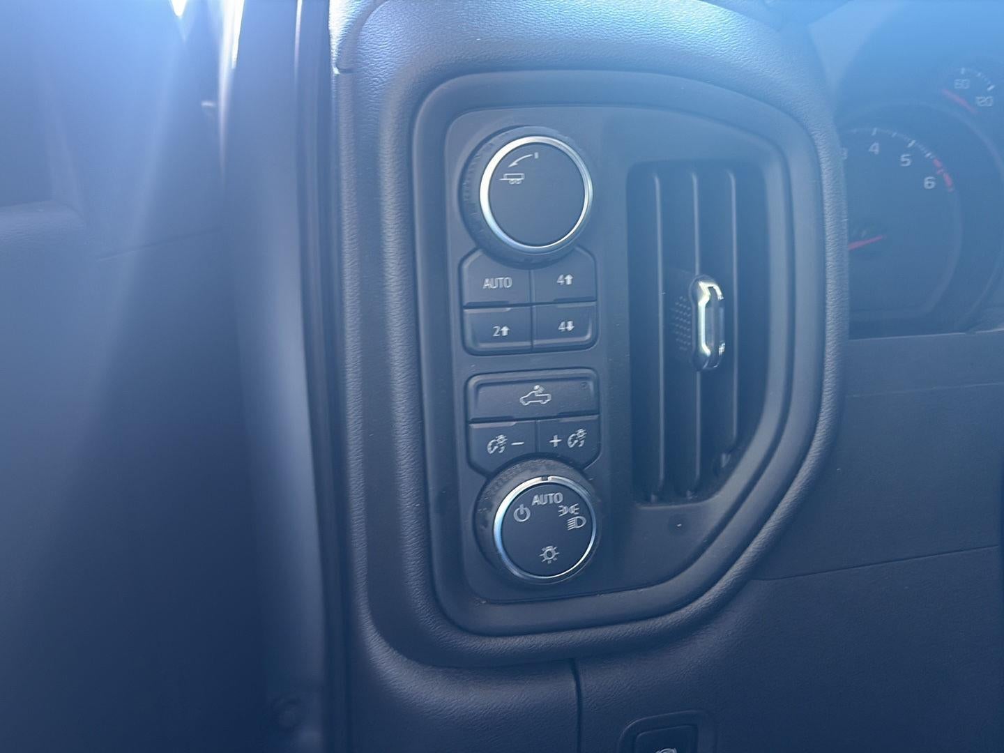 2025 Chevrolet Silverado 1500 Custom Trail Boss