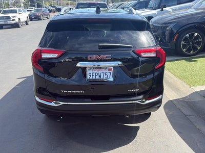 2023 GMC Terrain SLT