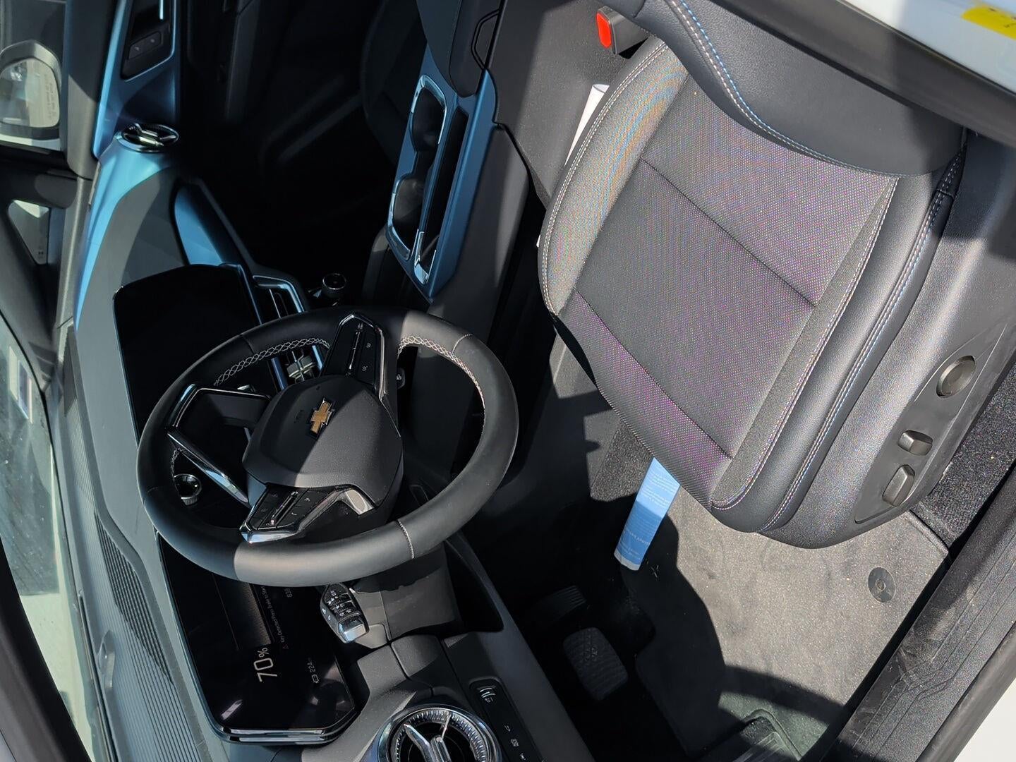 2025 Chevrolet Equinox EV LT