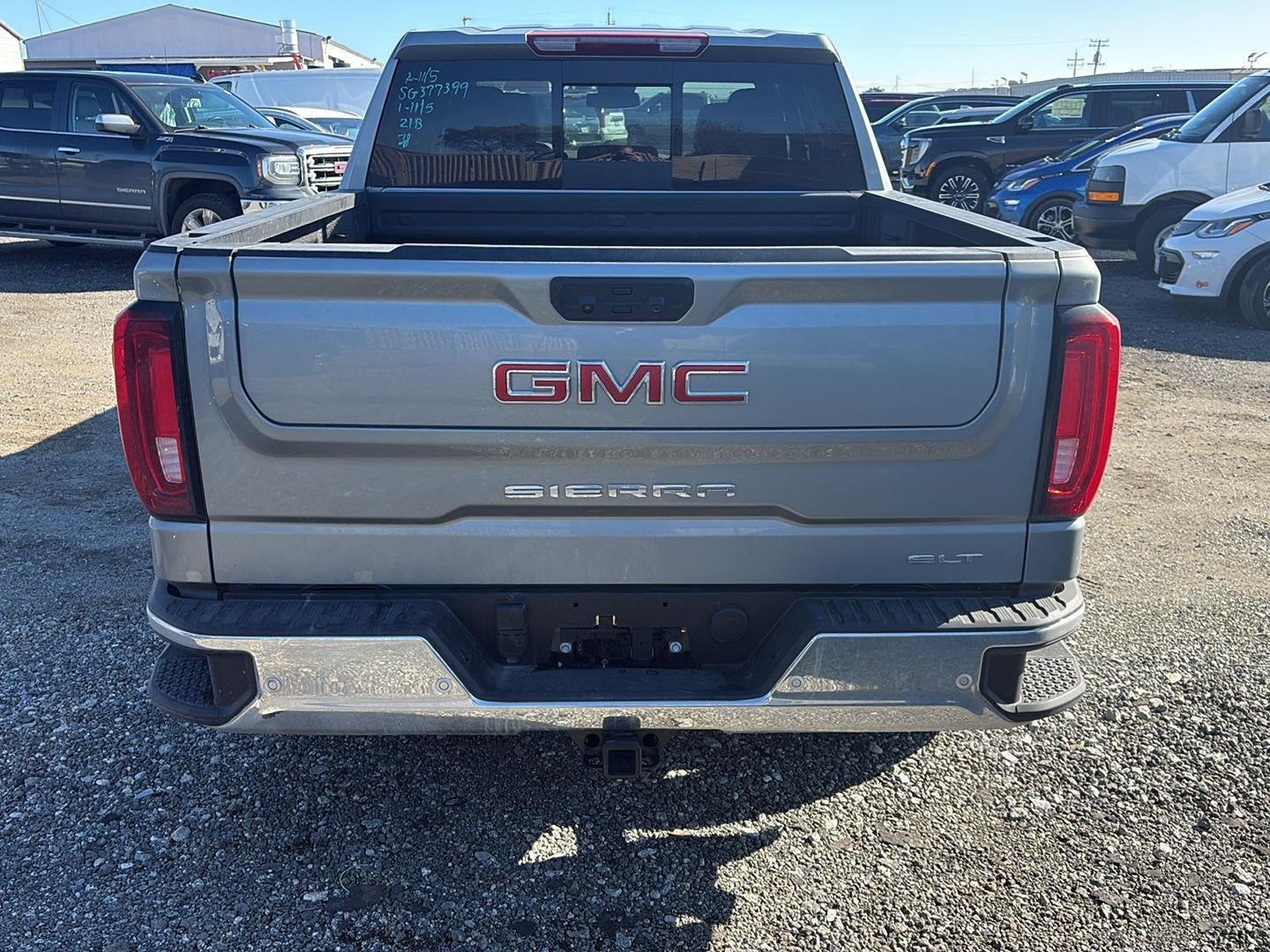 2025 GMC Sierra 1500 SLT