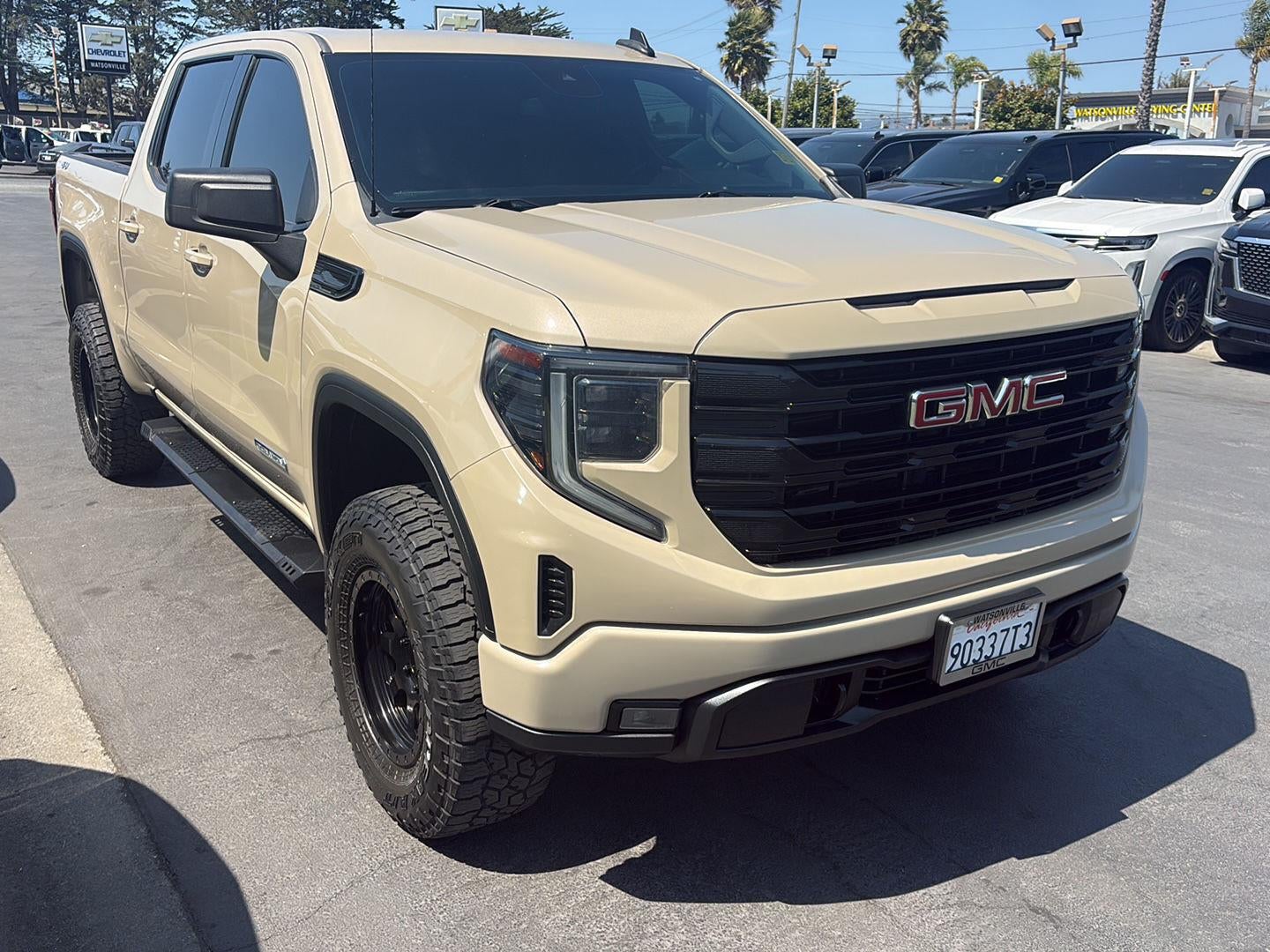 2023 GMC Sierra 1500 Elevation