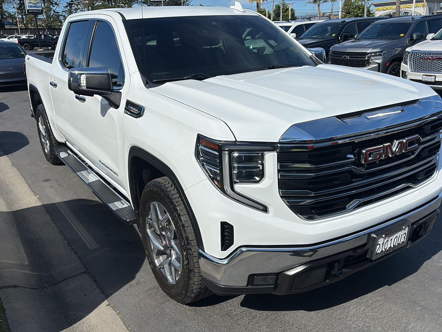 2023 GMC Sierra 1500 SLT