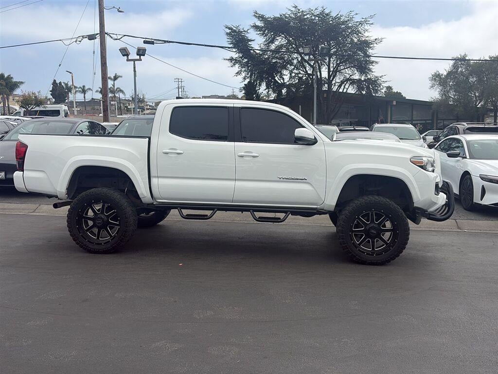 2019 Toyota Tacoma TRD Sport