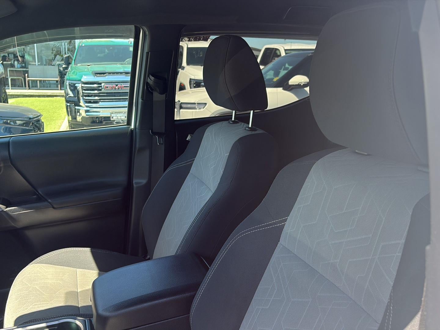 2020 Toyota Tacoma TRD Sport