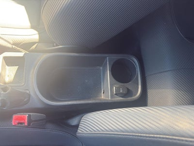 2013 Volkswagen Beetle Convertible 2.5L