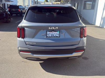 2025 Kia Sorento S