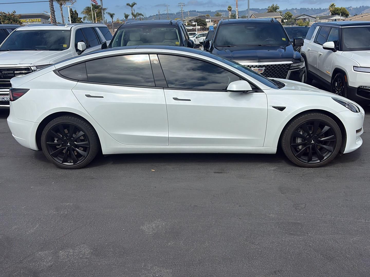 2023 Tesla Model 3 Base