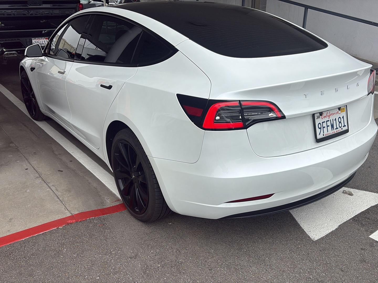2023 Tesla Model 3 Base