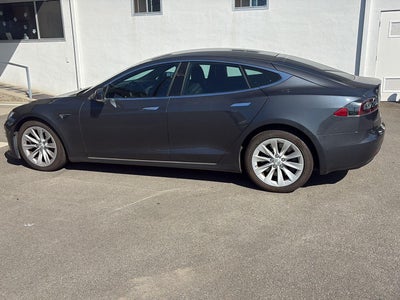 2016 Tesla Model S 90D