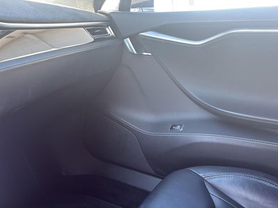 2016 Tesla Model S 90D
