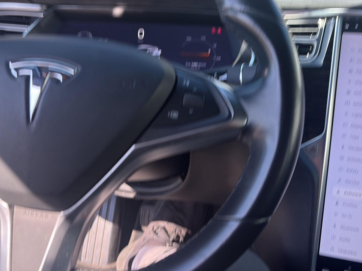 2016 Tesla Model S 90D
