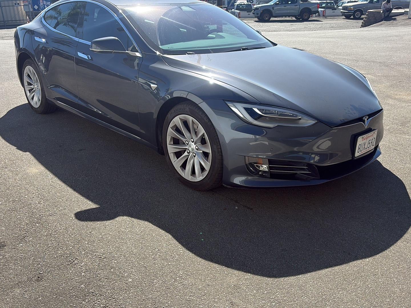 2016 Tesla Model S 90D