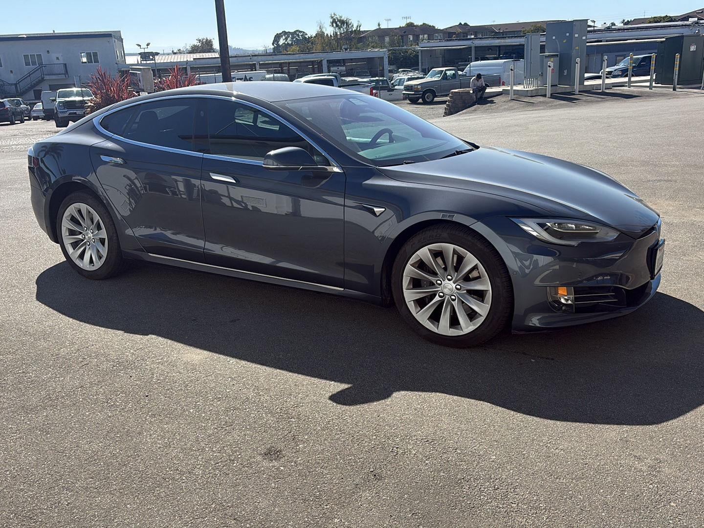 2016 Tesla Model S 90D