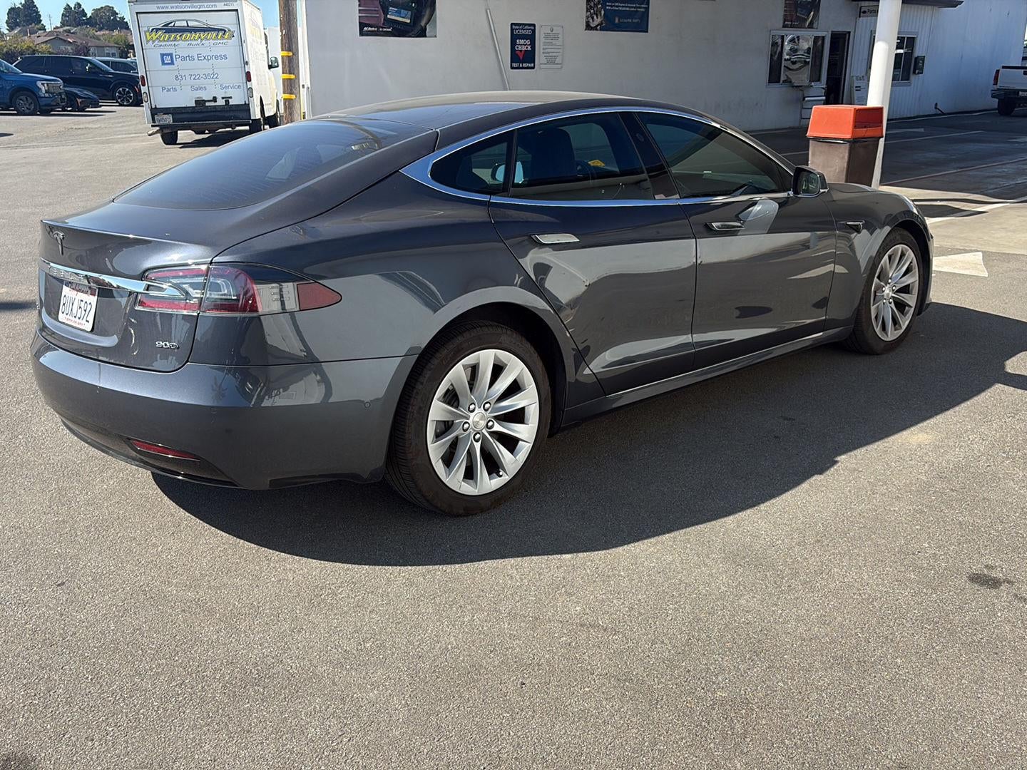 2016 Tesla Model S 90D